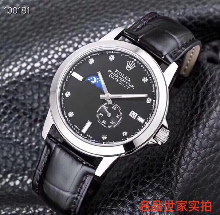 小黑桃封面